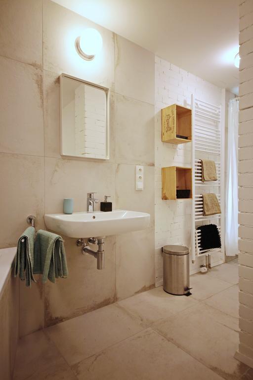 Apartment Kosatcova Прага Екстериор снимка