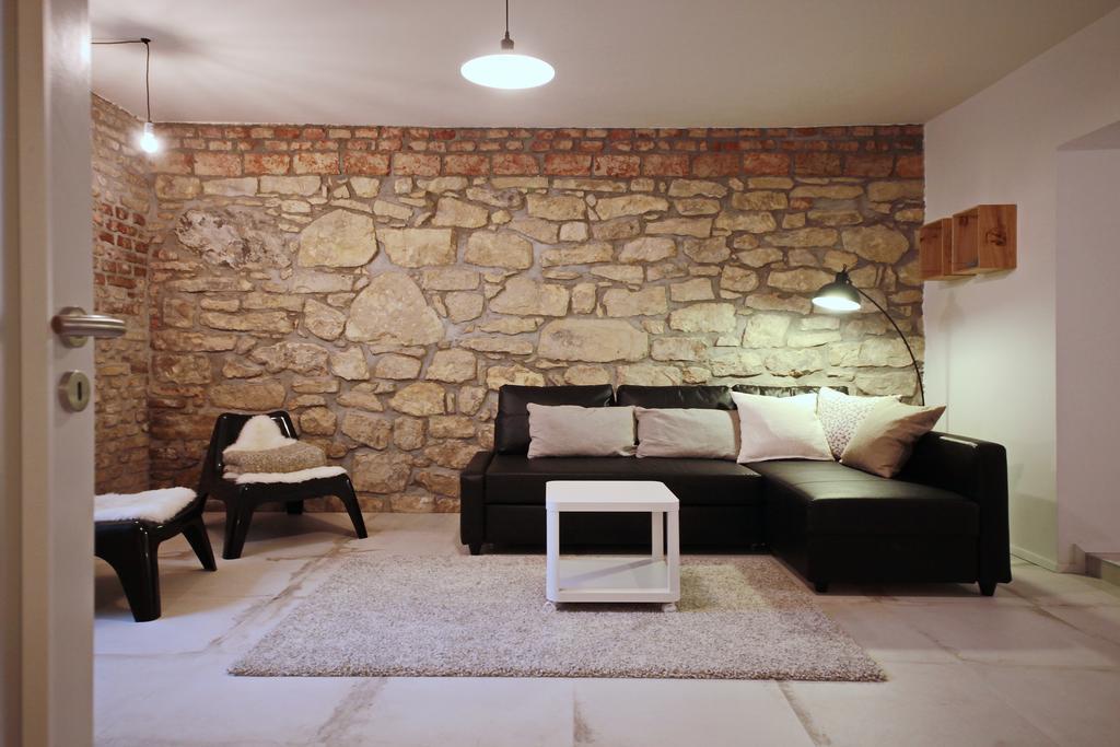Apartment Kosatcova Прага Екстериор снимка